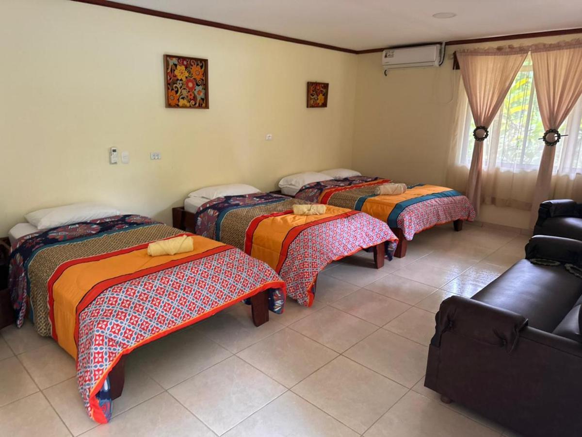 River Side Lodge Horquetas Bagian luar foto