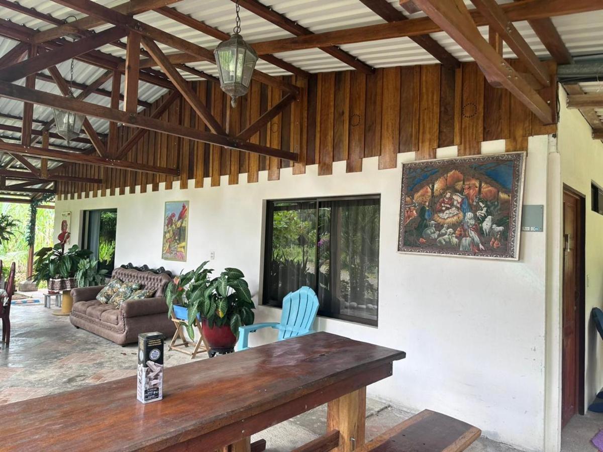 River Side Lodge Horquetas Bagian luar foto