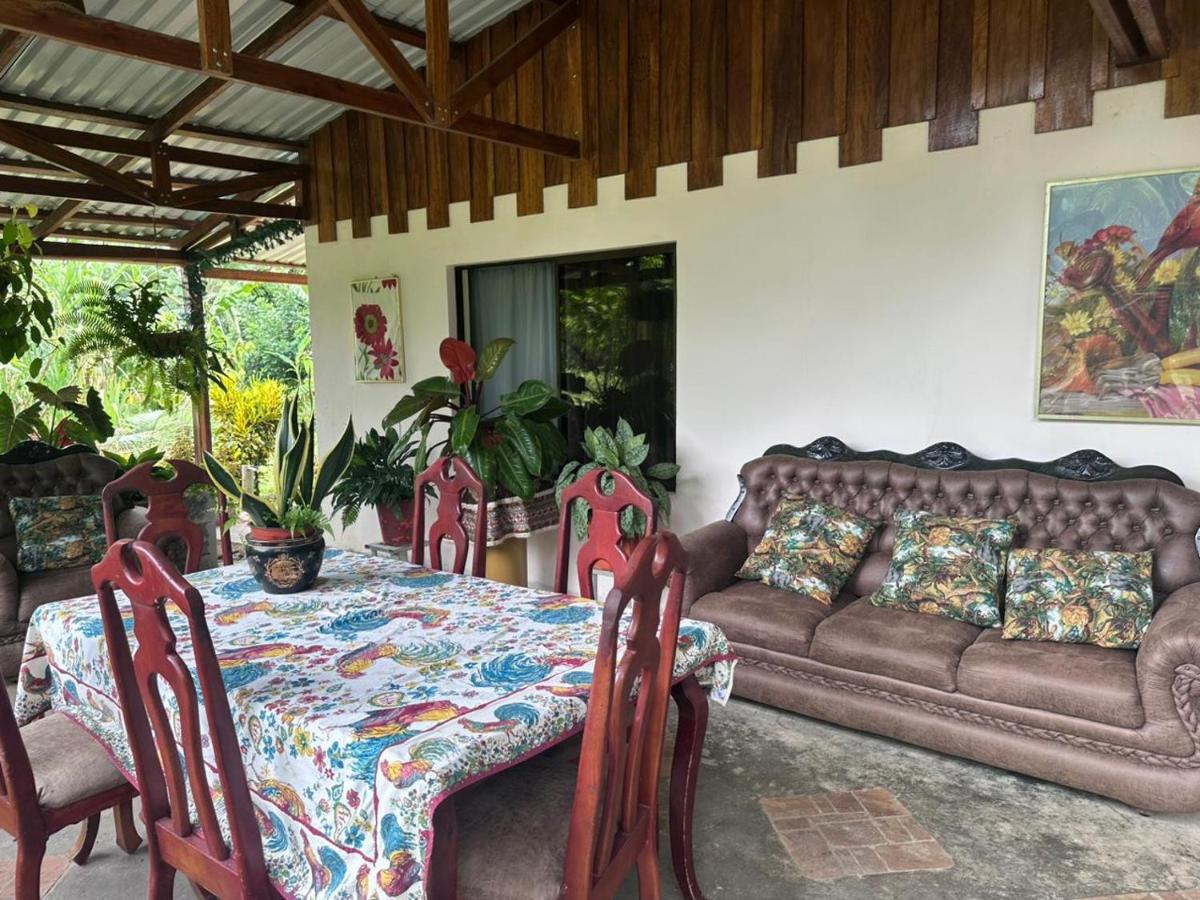 River Side Lodge Horquetas Bagian luar foto